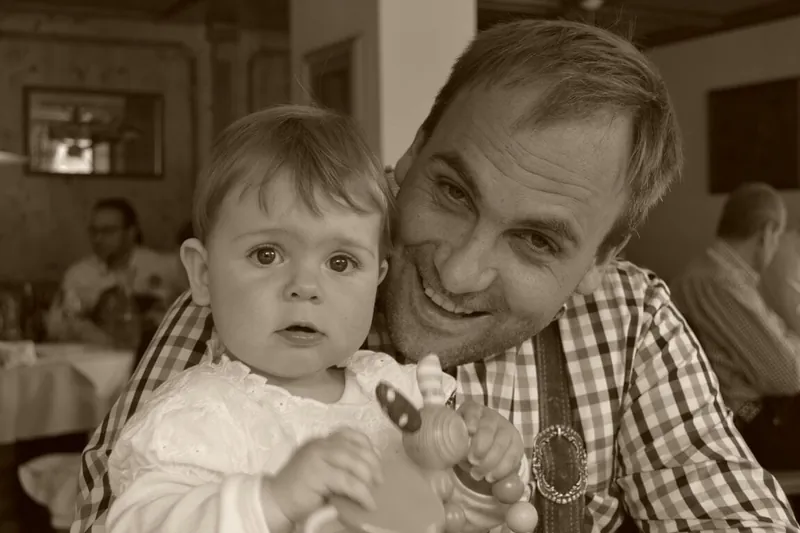 Franz mit einem der Kinder