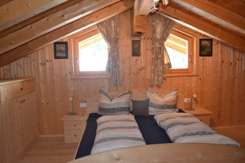 Doppelzimmer unter der Dachschräge